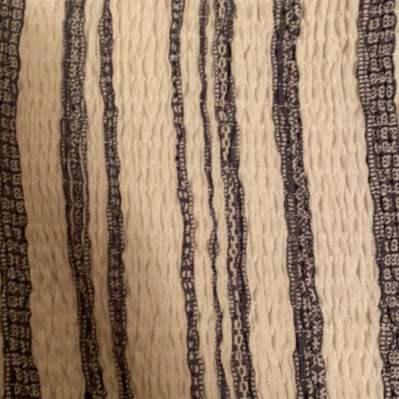 Top - Picture 5 of 7